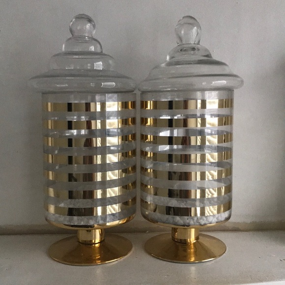 Two vase - Picture 1 of 2